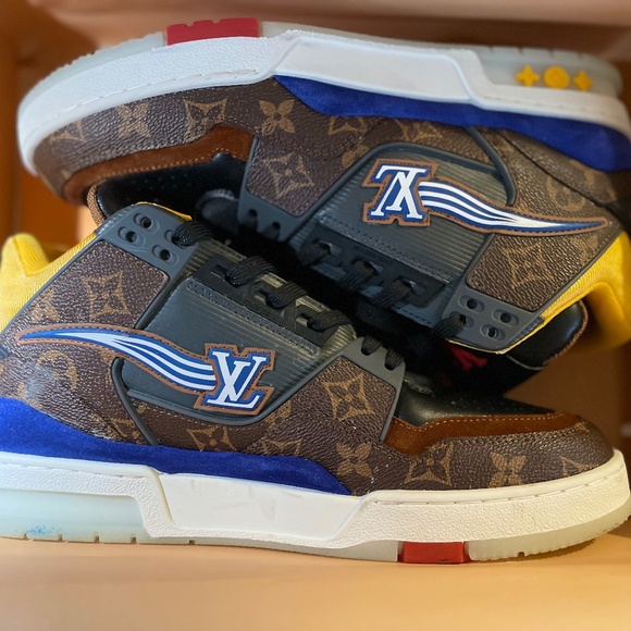 LV sneakers - Picture 1 of 5